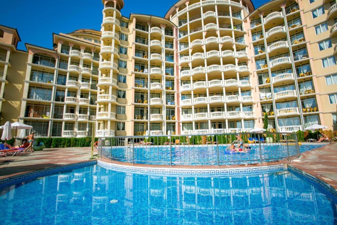 Andalucia Beach - Sea Viev Apartments Elenite Buitenkant foto