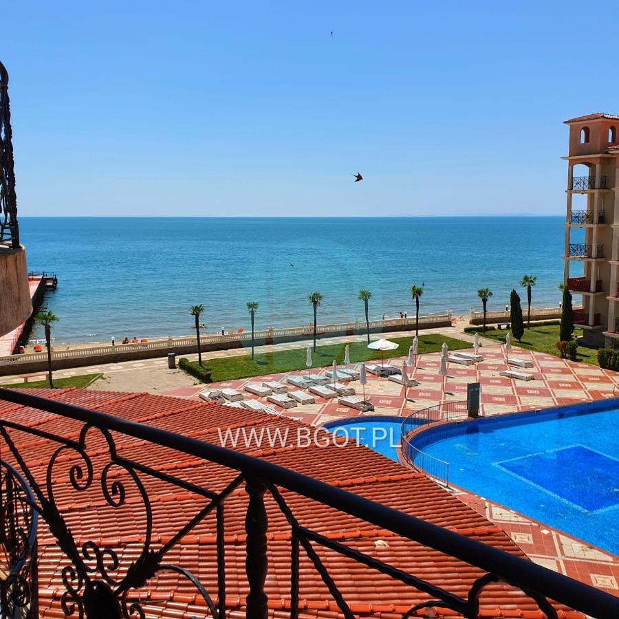 Andalucia Beach - Sea Viev Apartments Elenite Buitenkant foto